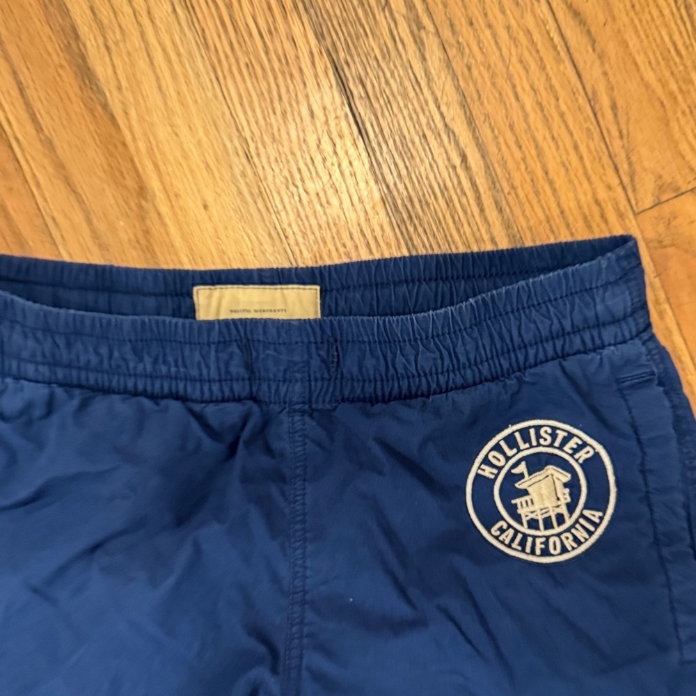 Hollister Blue Joggers with Logo Small - Picture 3 of 10
